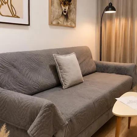 דירה Xhuliza House-cozy In טיראנה